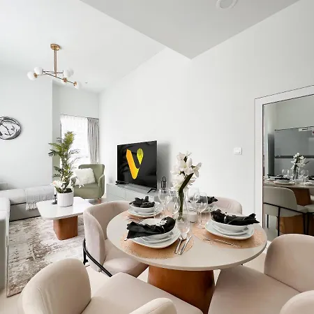 Vogue Downtown - Bellevue Towers Apartment Dubai Room photo