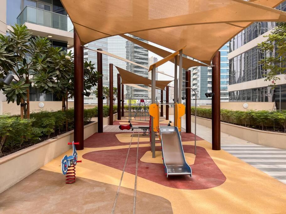 Vogue Downtown - Bellevue Towers * Dubai