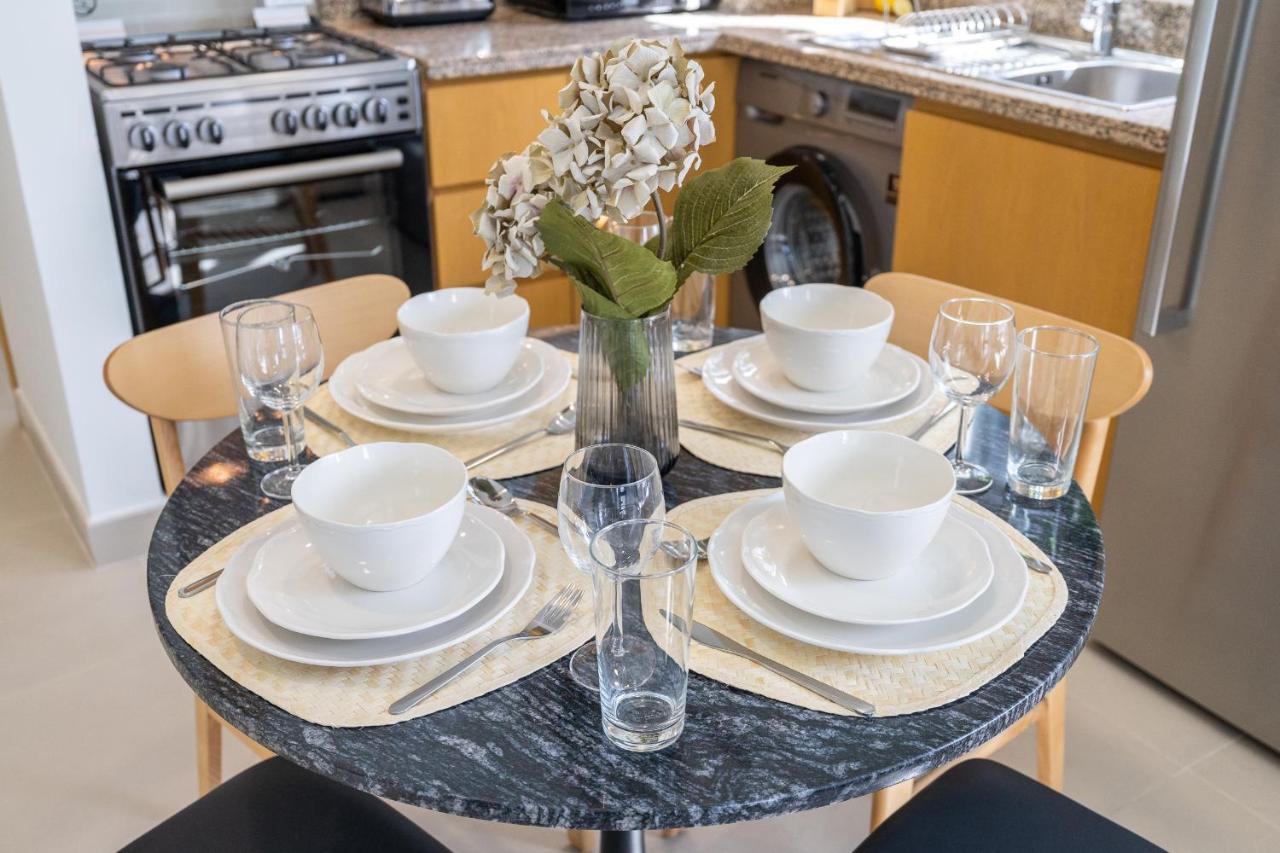 Vogue Downtown - Bellevue Towers Apartment