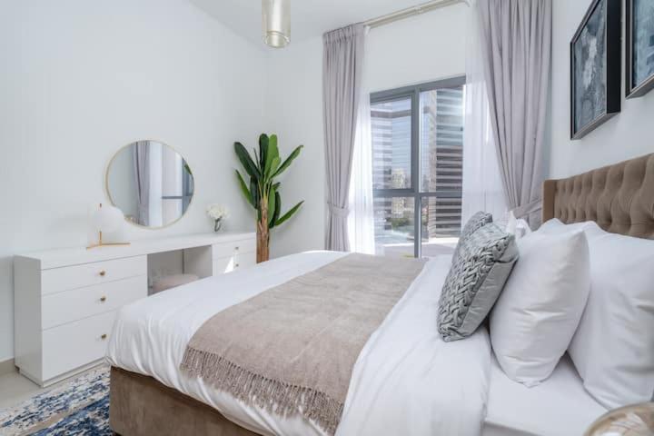 Vogue Downtown - Bellevue Towers Apartment Dubai
