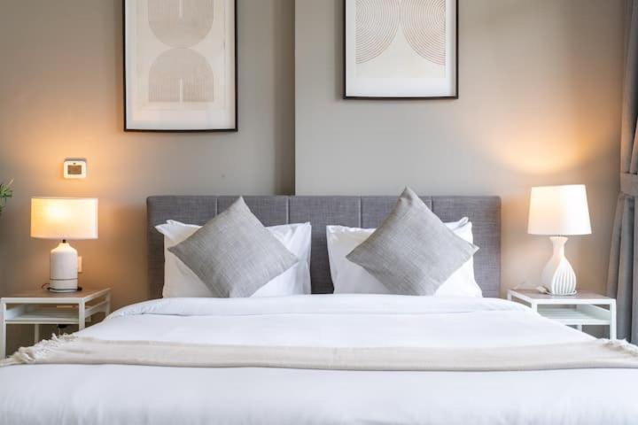 Vogue Downtown - Bellevue Towers Apartment Dubai
