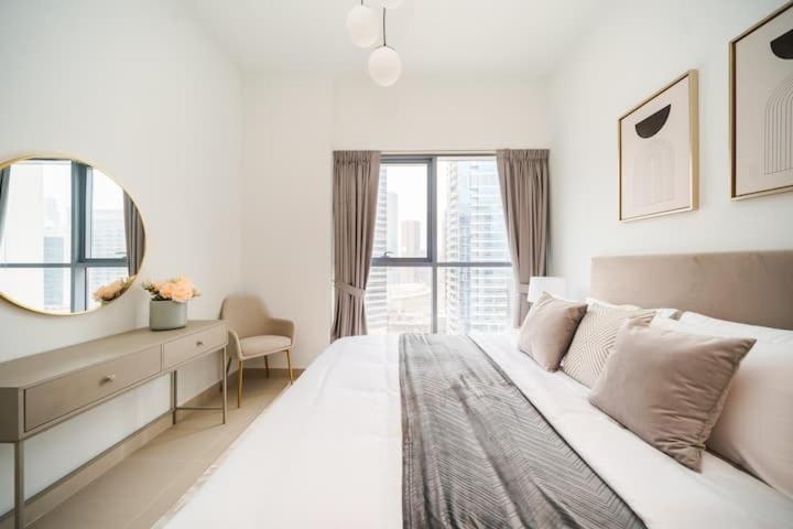 Vogue Downtown - Bellevue Towers Apartment